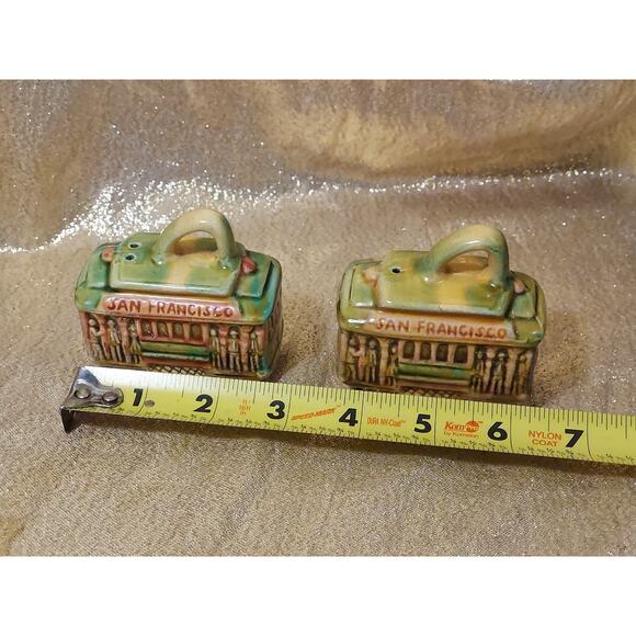 San Francisco Cable Cars Salt Pepper Shaker Set SNCO Imports Japan Souvenir - Picture 8 of 8
